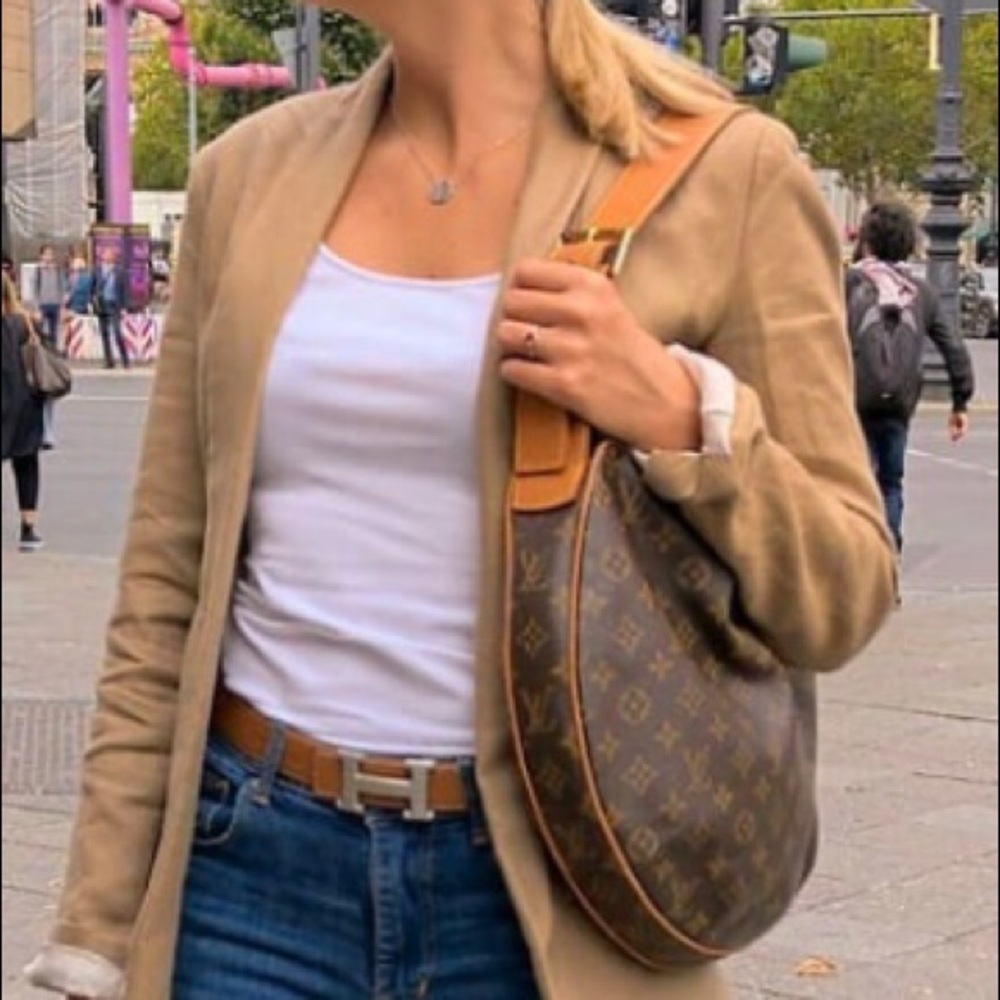 STUNNING ZIPPERED HOBO CROISSANT GM LOUIS VUITTON
